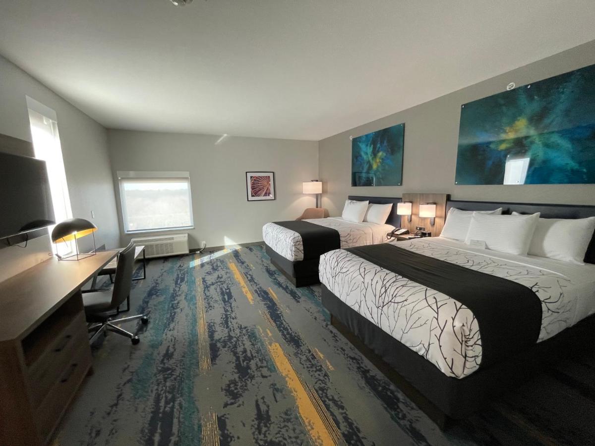 La Quinta Inn & Suites By Wyndham Dallas/Fairpark Buitenkant foto