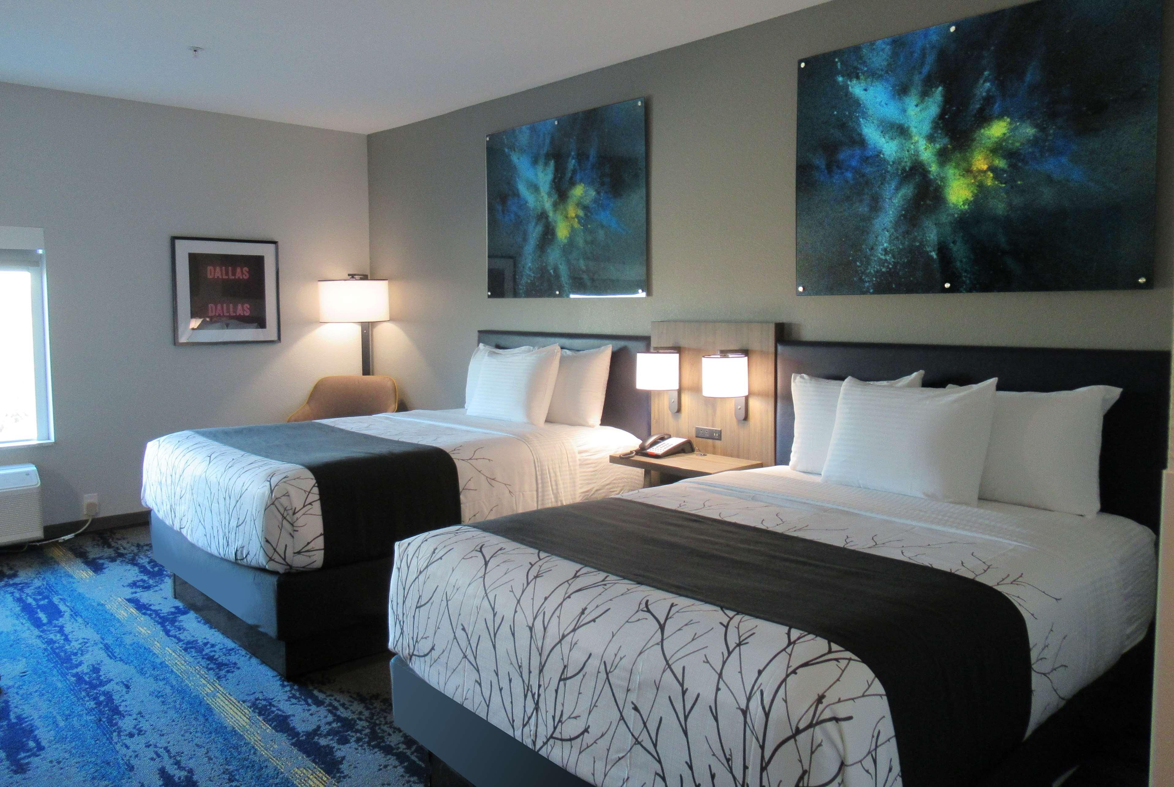 La Quinta Inn & Suites By Wyndham Dallas/Fairpark Buitenkant foto