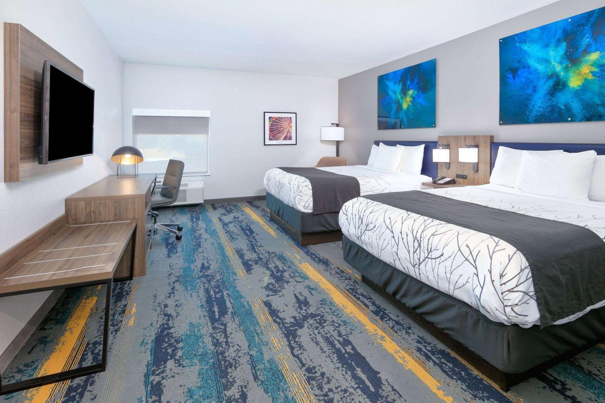 La Quinta Inn & Suites By Wyndham Dallas/Fairpark Buitenkant foto